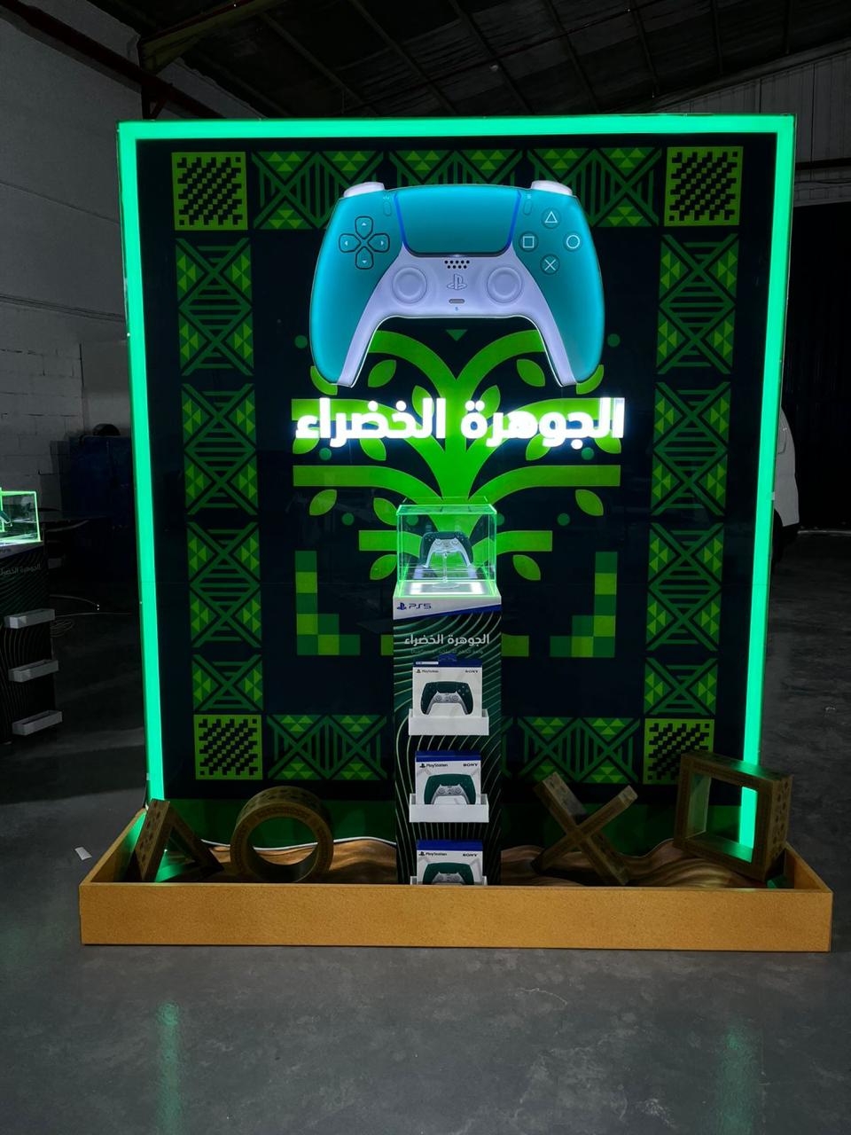 ستاندات العــرض الثابتة